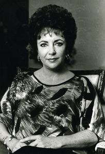 Elizabeth Taylor 1983 NYC.jpg